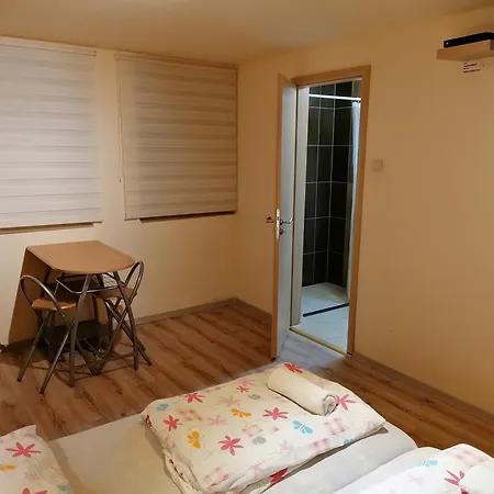 Pozsonyifirst 2 Privat