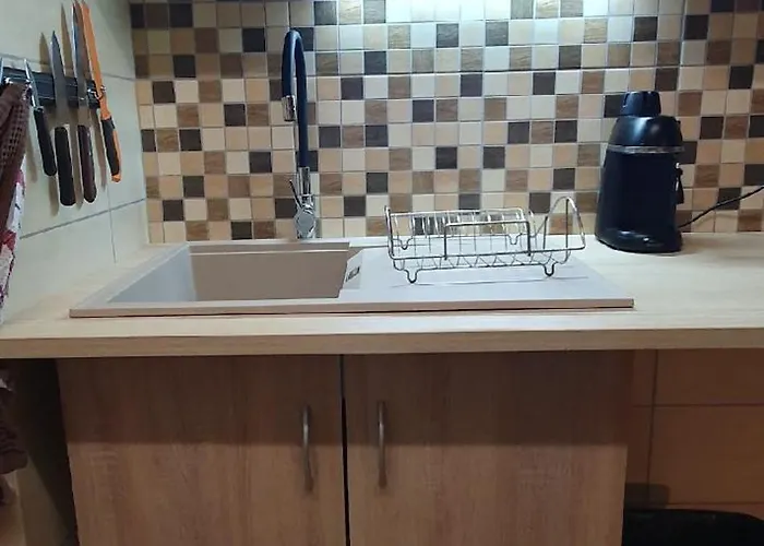 Gazde/Camere de închiriat Pozsonyifirst 2 Privat