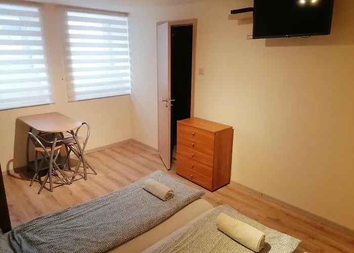 Pozsonyifirst 2 Privat Budapest